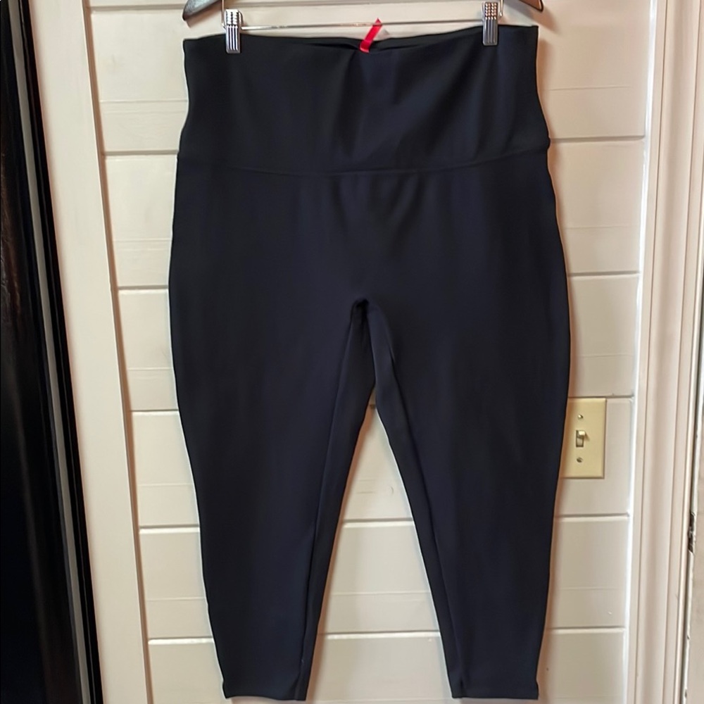Spanx Black Ponte Knit Ankle Pull On Pants Size 2X. - Picture 2 of 10